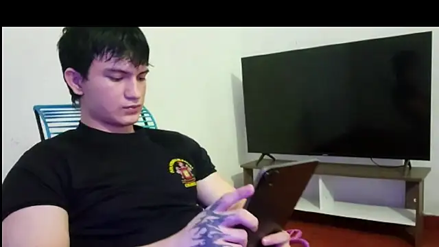 ErickWalton live sex cam