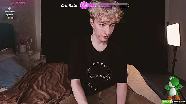 TrevorBenson live sex cam