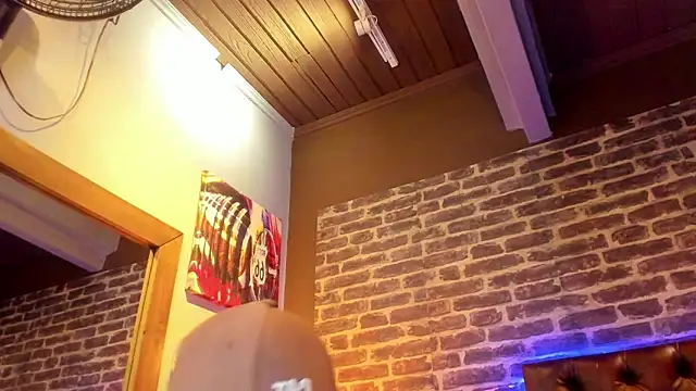 VinzenzRizzo live sex cam