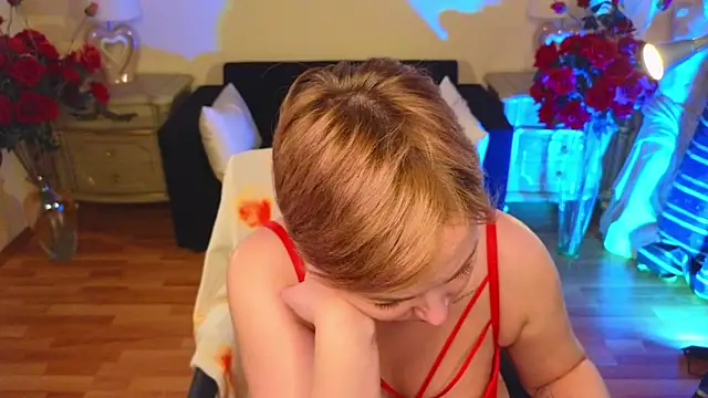 Viola_Rayden live sex cam