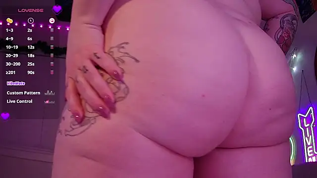 opalreigning's cam snapshot