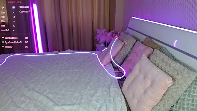 AdeleCutie's cam snapshot