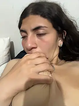 arieel__722 live sex cam