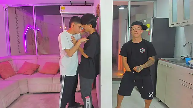 Houseofwarrios's cam snapshot