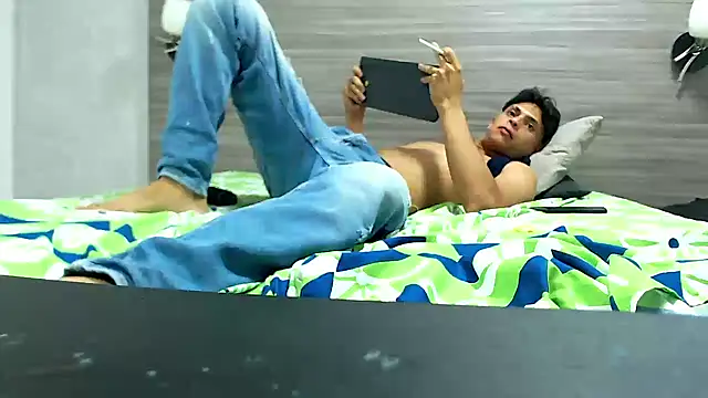 wiltom_'s cam snapshot