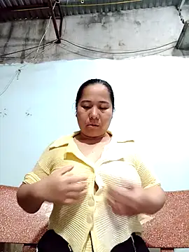 Queen-18200 live sex cam