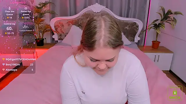 Erica__Alta's cam snapshot