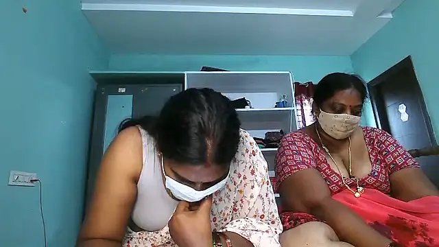 Honey__baby_'s cam snapshot