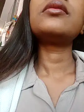 hotshreya69's cam snapshot