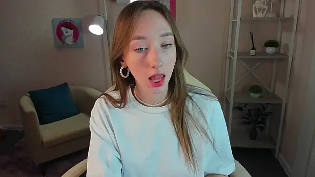 Miche1le_Allenne's cam snapshot