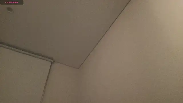 ava_bbyxo's cam snapshot