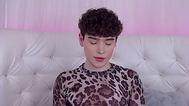 RobbyCharming's cam snapshot