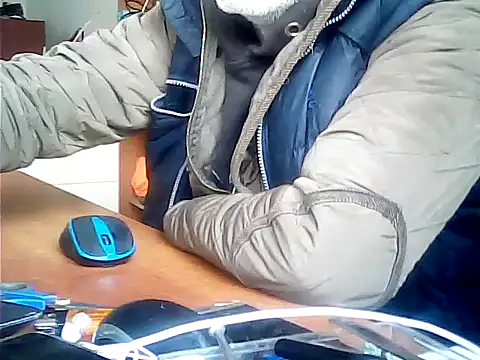 zormen355's cam snapshot