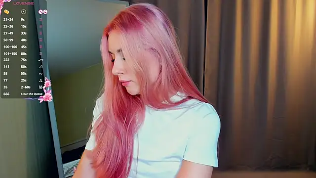 MinaRuzzo's cam snapshot