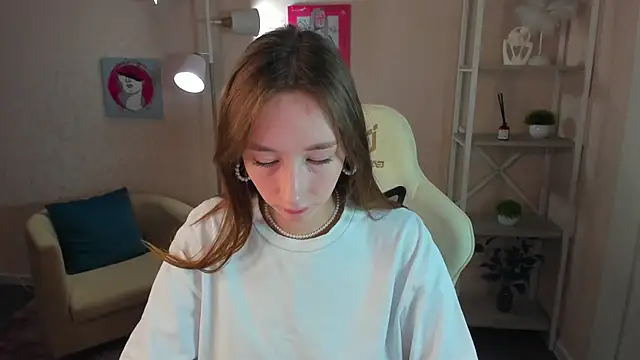 Miche1le_Allenne's cam snapshot