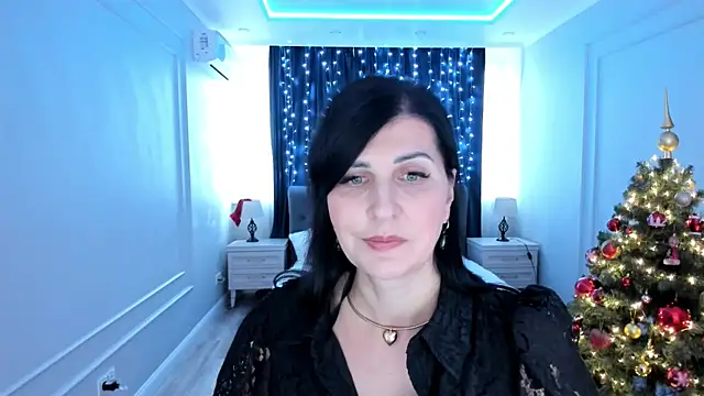 Moon_Veloure1's cam snapshot