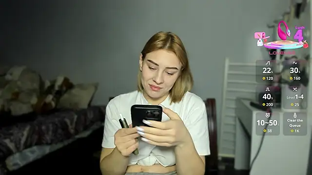 KindKristy's cam snapshot