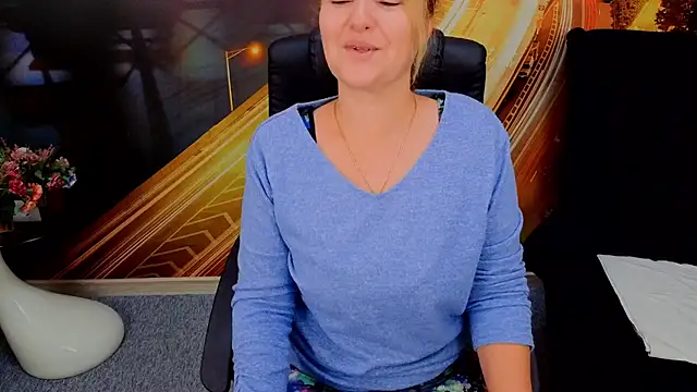 EmmaxPark's cam snapshot