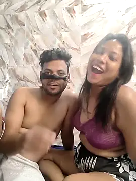 hornyzinia123 live sex cam