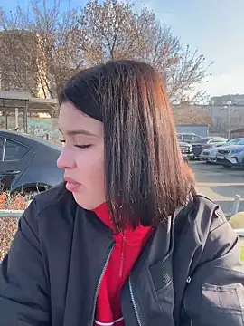 KikiWatson live sex cam