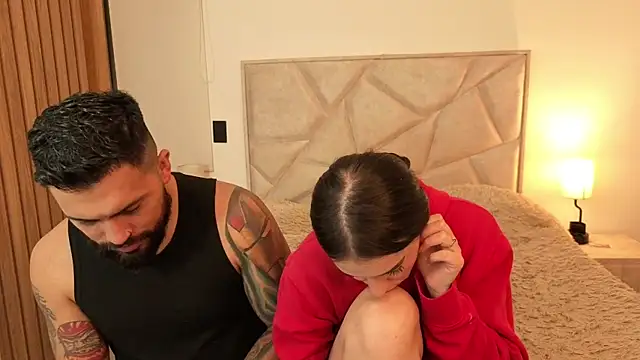 teseo_and_afroditha_'s cam snapshot