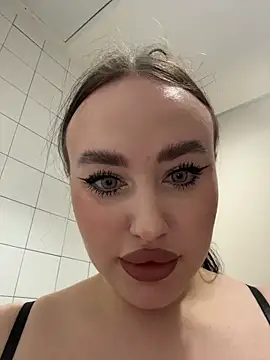 KiraSunshine live sex cam