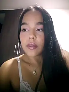 SweetFortuner's cam snapshot