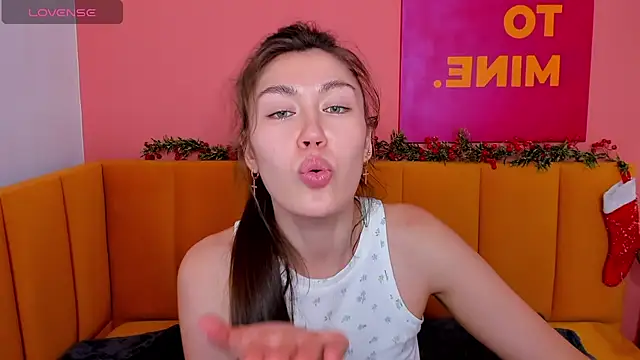 Tina_Porter's cam snapshot