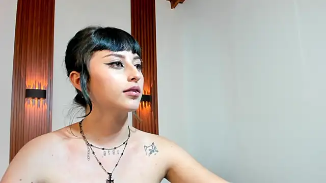 OliviaWolf3's cam snapshot