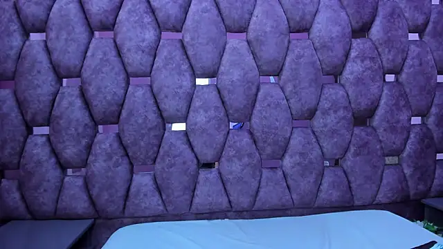 AlaSmith's cam snapshot