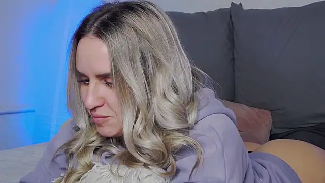 SofiJames's cam snapshot