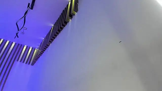 TinaJonnes_'s cam snapshot