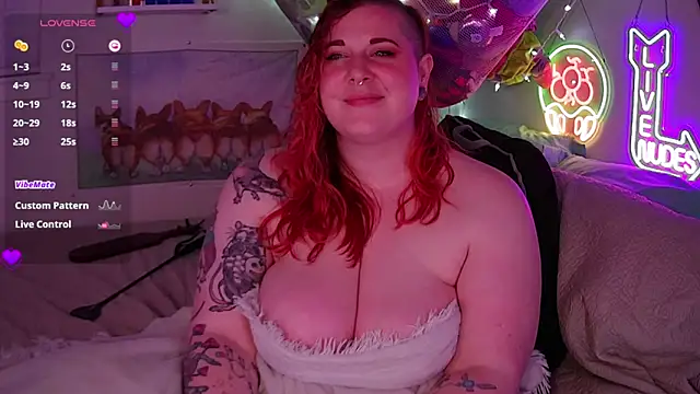opalreigning live sex cam