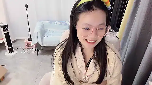 Lena-yyds live sex cam