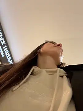 ZaraHill live sex cam