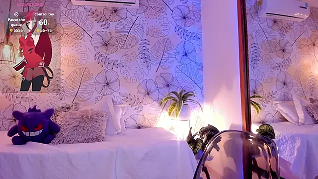 DanielaRuizz live sex cam