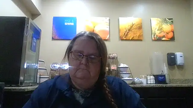 Hornybbw1978's cam snapshot