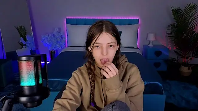 LiliBakery's cam snapshot