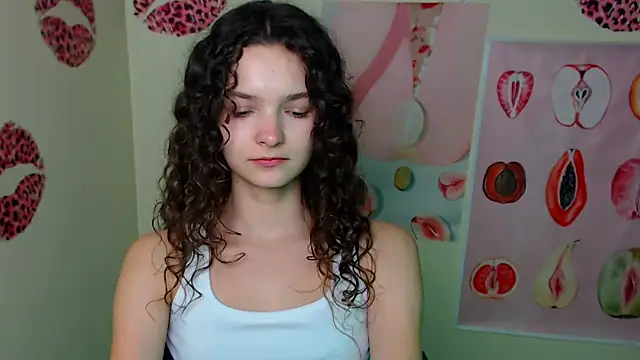 _SusieSu_'s cam snapshot