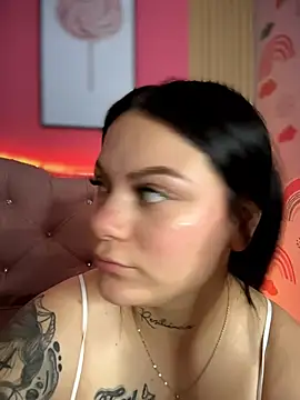 Megaan__More's cam snapshot