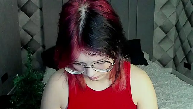 shy_elina01's cam snapshot