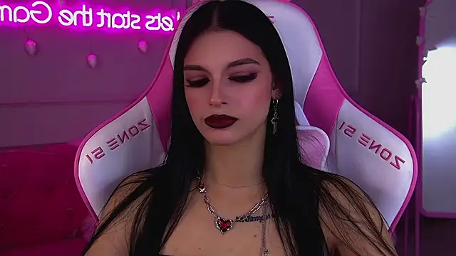 BeverlyMost's cam snapshot