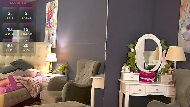 SeniGrandee live sex cam