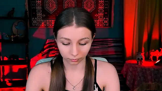 JulieDaniel's cam snapshot