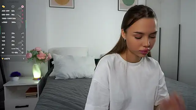 JunieTrippett's cam snapshot