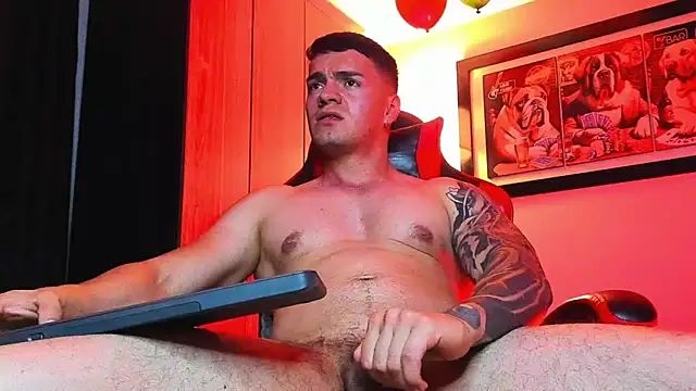 ALPHA_DOMINUS_'s cam snapshot