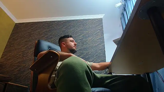 JoshKnights's cam snapshot