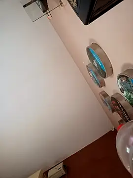 daddy_lip's cam snapshot