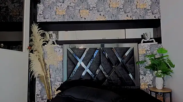 hinata_itachi live sex cam