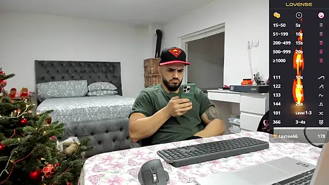 supermanboy94's cam snapshot